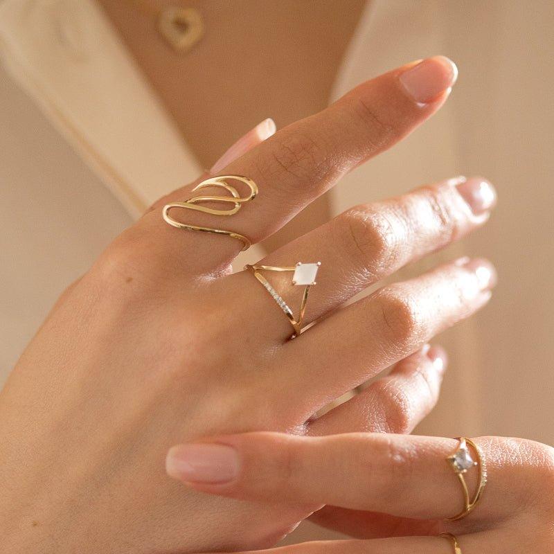 Hello lovely ring